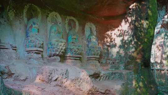 苏东坡故里，四川眉山青神中岩寺，石窟佛像