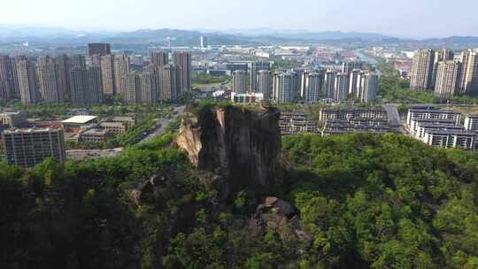 原创拍摄德清县地标之一武康箱子山石头标志