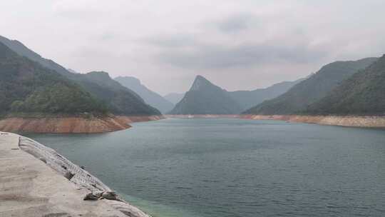 广西河池天峨龙滩特大桥