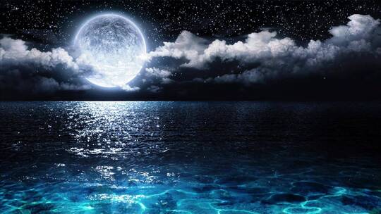 唯美蓝色的星空海洋 皎洁的满月