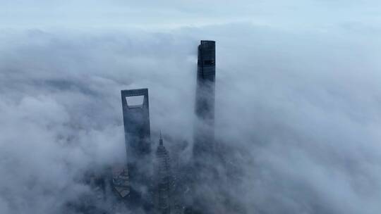 上海北外滩陆家嘴四件套阴天云海上海航拍