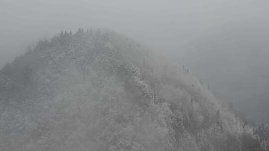 四川雪山风景航拍