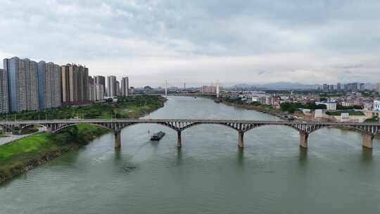 广西贵港郁江跨江桥梁交通航拍