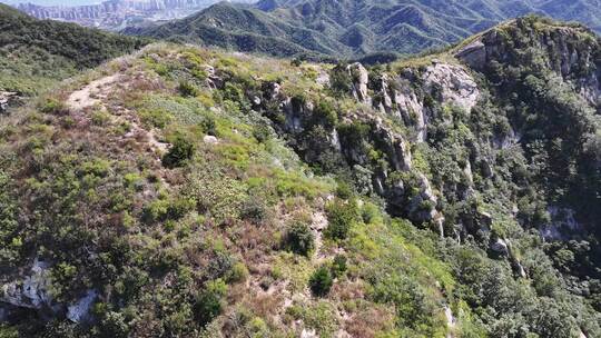 航拍威海里口山里口顶绝望坡秋季山野风景