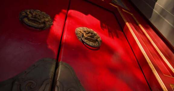 北京胡同大门双头狮子门扣