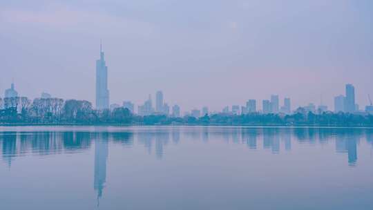 南京玄武湖与城市建筑落日延时摄影