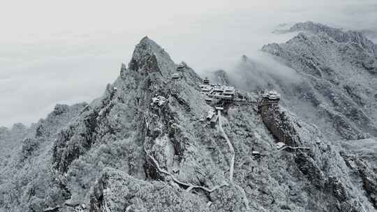 洛阳老君山大雪云海航拍