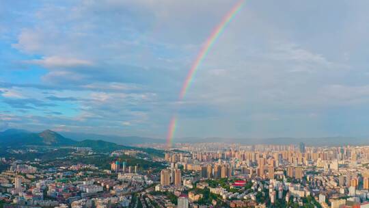 城市雨后彩虹航拍视频素材模板下载