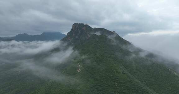 卧虎山长城云海