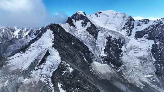 雪山山脉