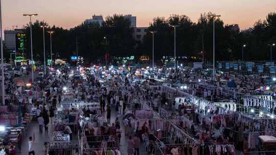 濮阳体育场夜市大范围移动延时