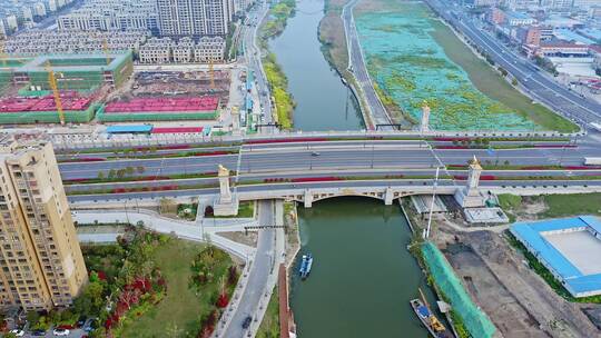 航拍江苏盐城新都路桥梁现代城市风景