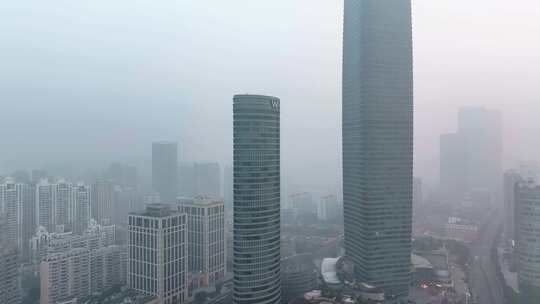 航拍上海 大雾天 