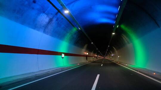 隧道 穿梭 山洞 高速隧道 公路