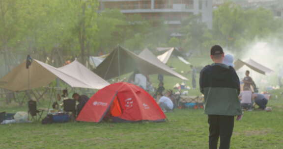 户外露营帐篷