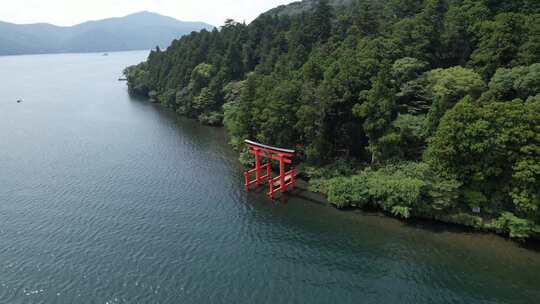 日本箱根湖神社鸟瞰