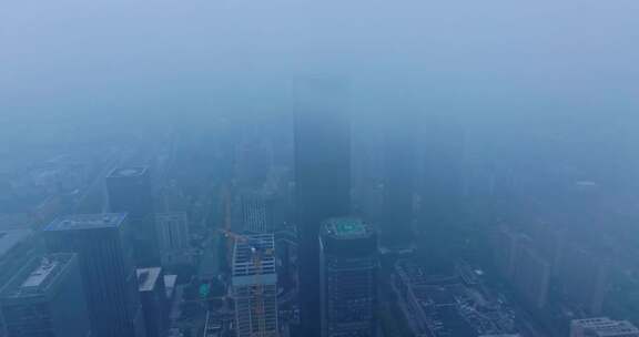 西安锦业路国瑞中心雨天云雾