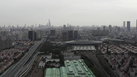 上海南站火车站钢框架结构屋面