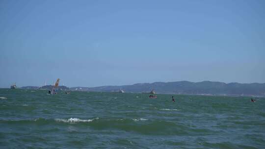 蓝色海洋大海海上帆船实拍