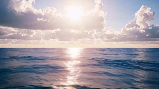 平静海面上的阳光
