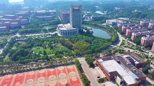 江西南昌航空大学前湖校区校园航拍风景风光视频素材模板下载