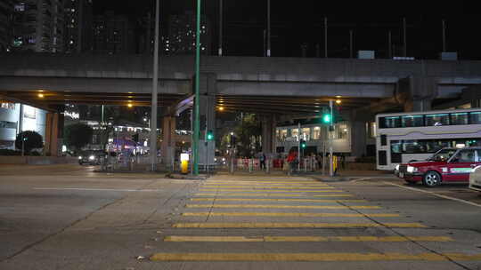 香港屯门街景夜景
