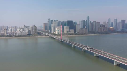 航拍杭州钱塘江大桥