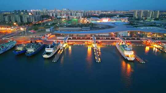 海南海口新海客运枢纽港口航拍夜晚蓝调夜景