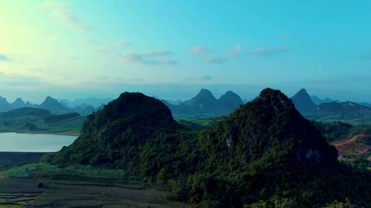 4K航拍广西柳州柳城县午后的山水美景视频素材模板下载