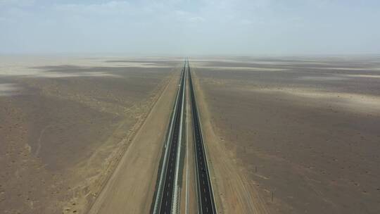 甘肃柳格高速公路沙漠戈壁沙尘暴自然景观视频素材模板下载