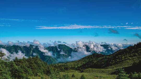 山脉山谷原始森林云海延时摄影