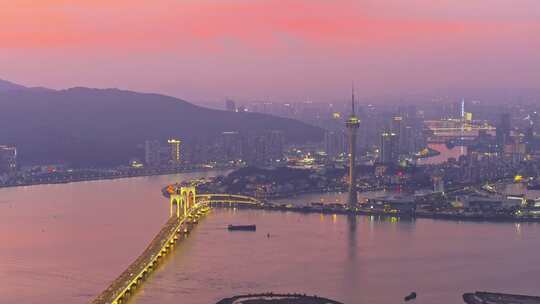 澳门半岛新葡京澳门塔CBD夜景高空航拍