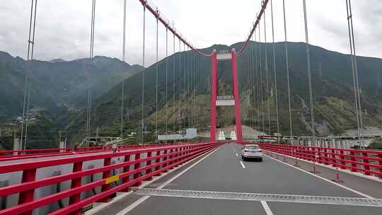 泸定隧道道路汽车第一视角实拍