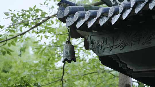 4k中式园林屋檐下雨江南烟雨禅意园林诗意