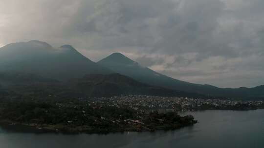 Santiago Atitlan，城市，