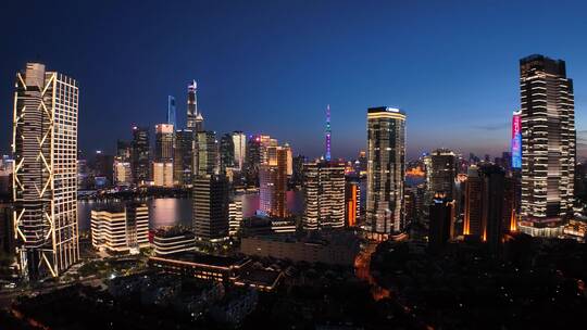 浦西北外滩建筑航拍夜景