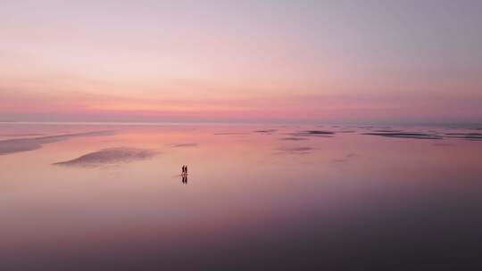 海上日出