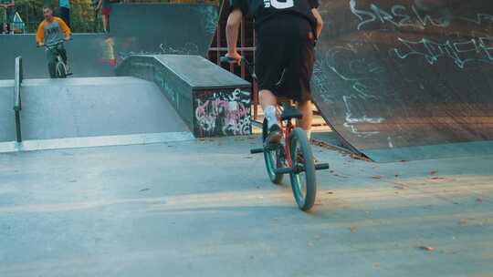 Bmx，自行车手，城市，滑板公园