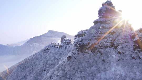 梵净山雪后云海仙境