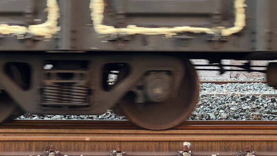 火车车轮滚滚视频素材模板下载