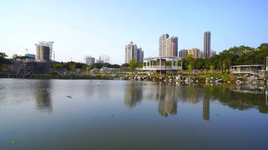 深圳洪湖公园湖水观景建筑