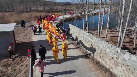 泰安道朗镇城子寨村舞龙迎春神龙取水民俗