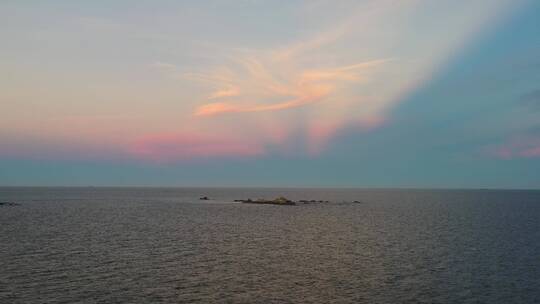 大海航拍傍晚大海晚霞黄昏唯美天空彩霞航拍