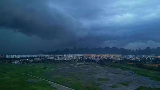 桂林水平雷暴积雨云气候