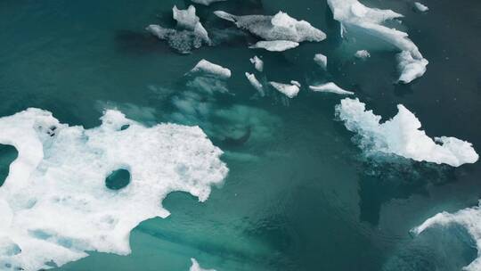 冰川融化航拍北极冰川