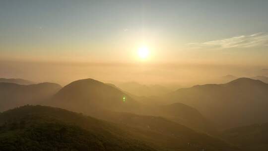 日出 云海 山脉 云海日出 王位山