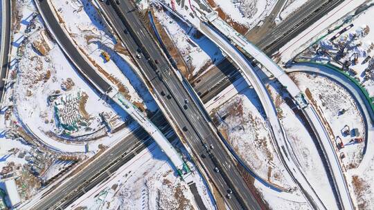 航拍冬季雪后城市立交桥城市风景视频素材