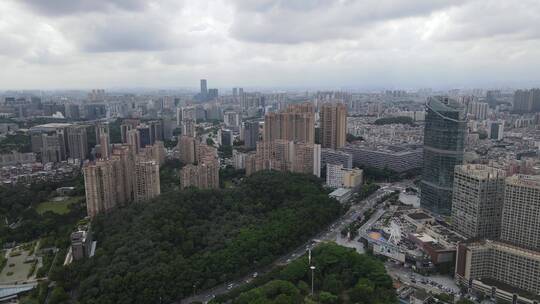 大雨将至的城市