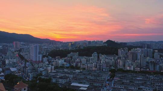 深圳龙华晚霞上升镜头