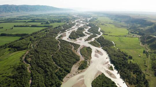 中国新疆特克斯河自然风光视频素材模板下载